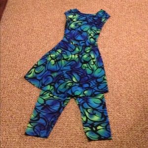 Cute bathing suit set!!